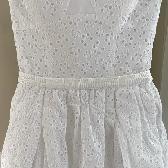 Aritzia Talula size 0 open back halter eyelet dress - Picture 6 of 16